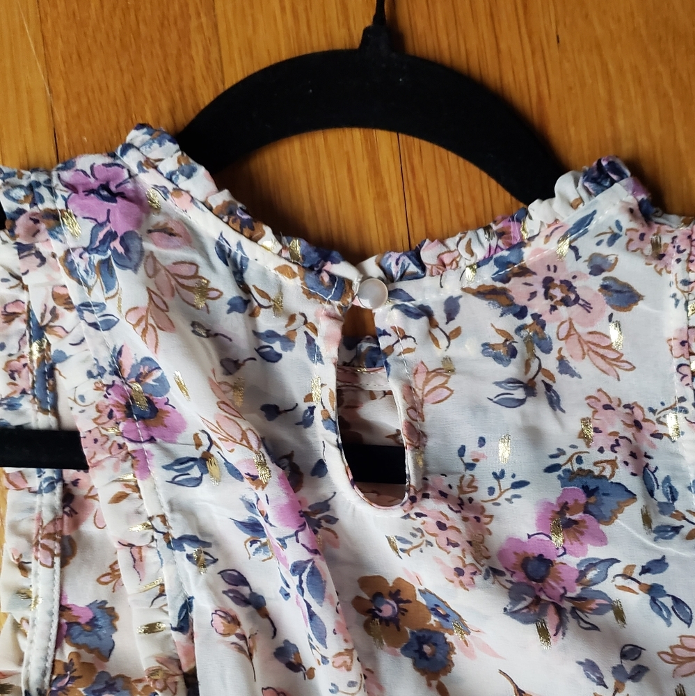 Dress - Picture 4 of 4